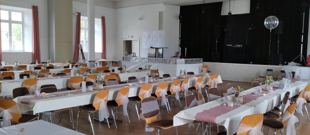 Bestuhlter Saal - Beispielbild